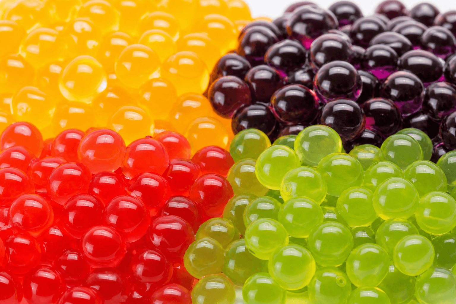 Perlas explosivas de colores en sabores frutales